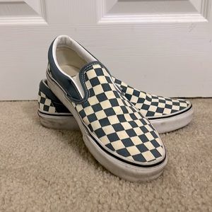 Dark blue checkered slip on vans